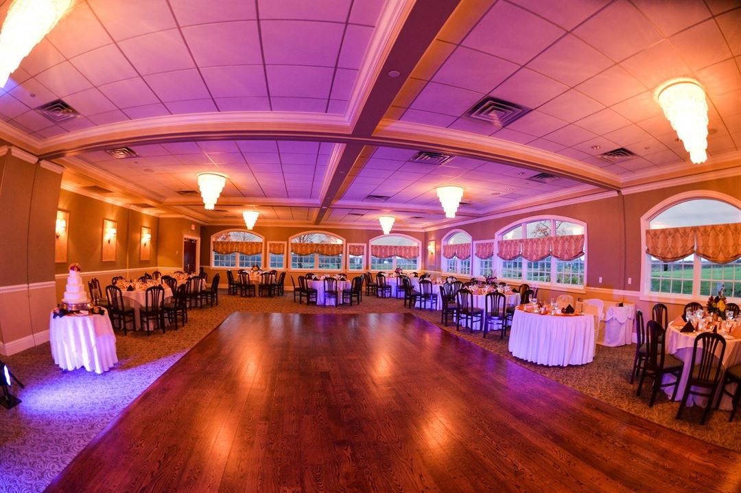 The Links at Union Vale ballroom interior